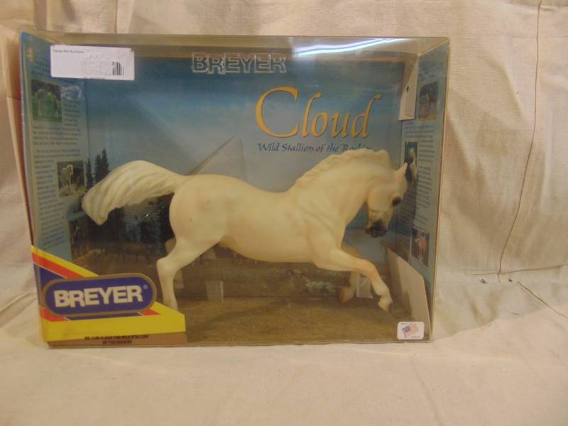 lot 9336 image: Breyer Horse In the Box