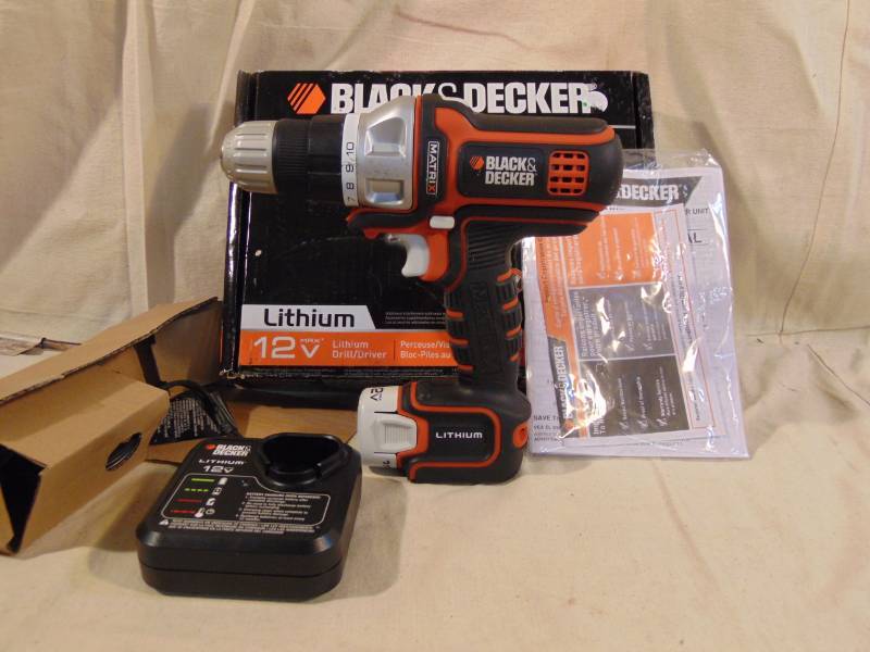 lot 9346 image: Black and Decker Cordless Drill with LITHIUM Battery and Charger, IN THE BOX