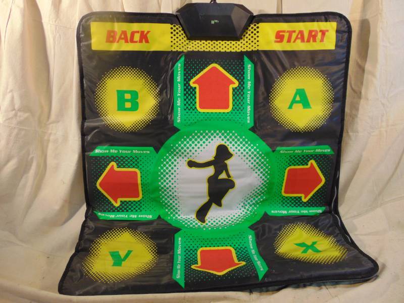 lot 9415 image: Xbox 360 Dance Pad
