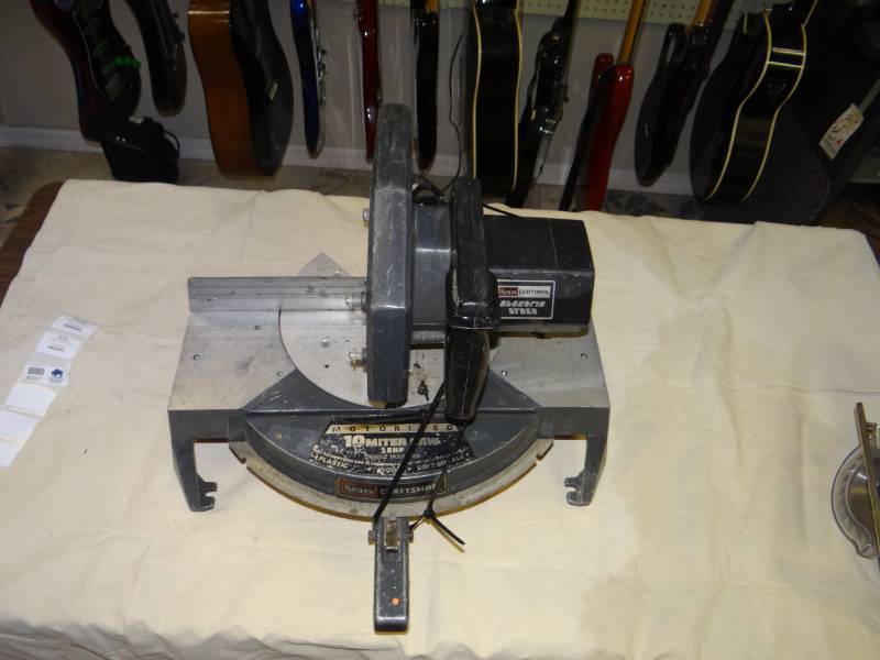 lot 9241 image: Craftsman Chop Saw  Miter Saw