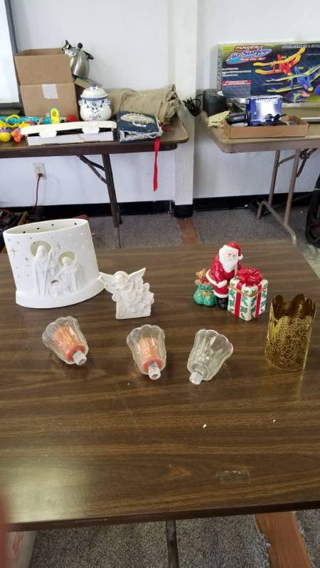 lot 1217 image: Scenic-Glow Christmas Candleholder and Candle Holders