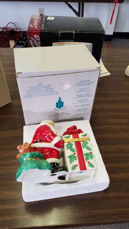 lot 1218 image: PartyLite - Jolly Santa Votive Holder
