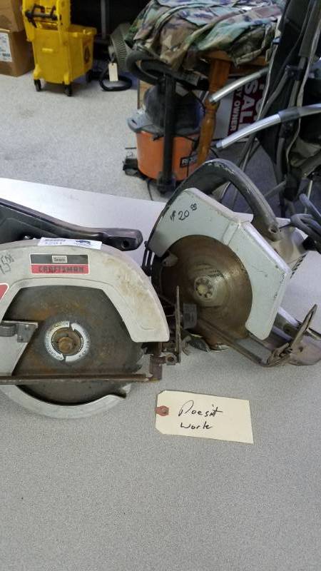 lot 1291 image: 2 Circular Saws