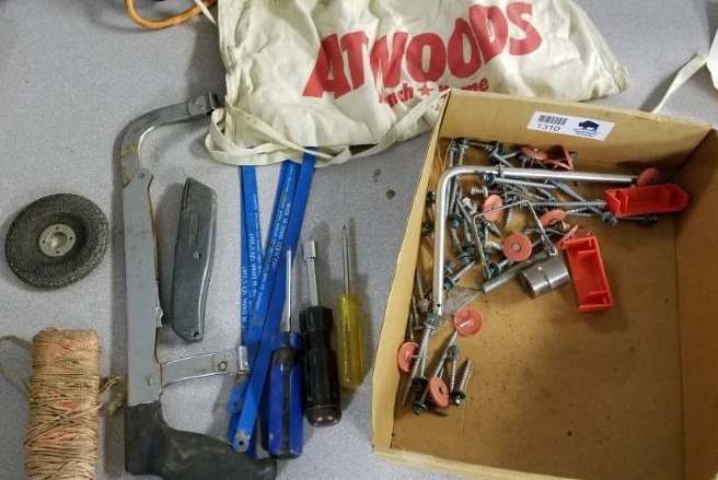 lot 1310 image: Lot of Tools, and Fasteners