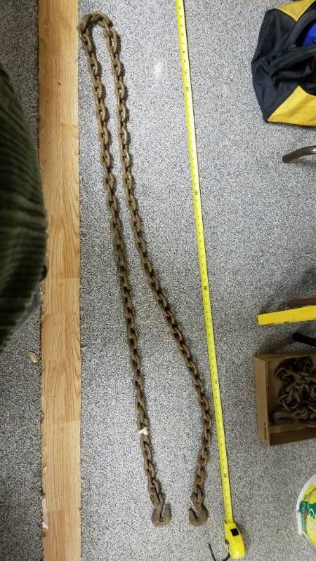 lot 1312 image: Log Chain - Hooks on both ends