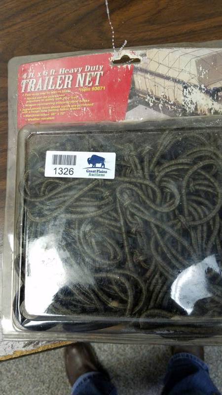 lot 1326 image: Cargo Net for Trailer (Should work in the pickup or anywhere else too)
