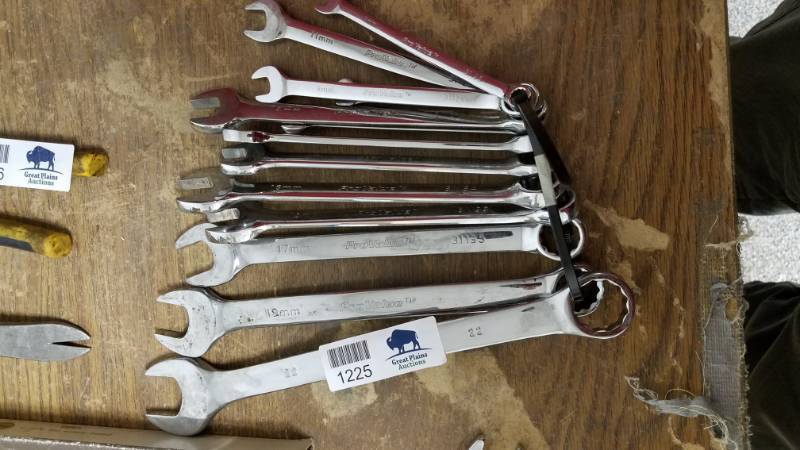 lot 1225 image: Set of Wrenches