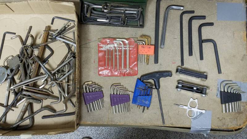 lot 1230 image: Large Lot of Allen Wrenches